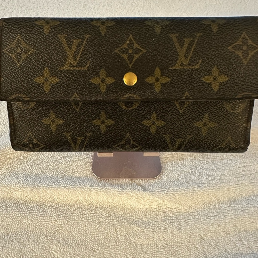 Louis Vuitton Monogram Wallet